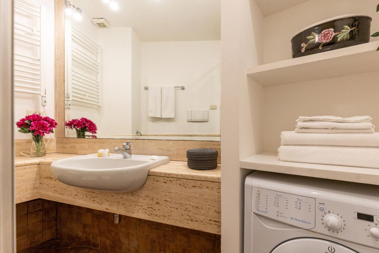 Rome As You Feel - Charming Loft Campitelli In Navona Luaran gambar